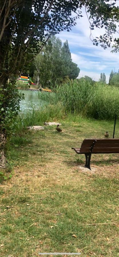 Appartement Les Hameaux Arles Ngoại thất bức ảnh