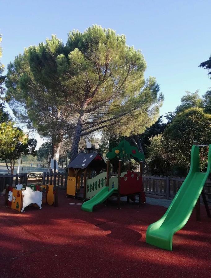Appartement Les Hameaux Arles Ngoại thất bức ảnh